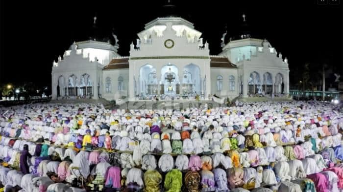 Bacaan Setelah Sholat Tarawih Subhanal Malikil Quddus